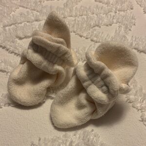 Zutano Cream Baby Slippers, 3 month